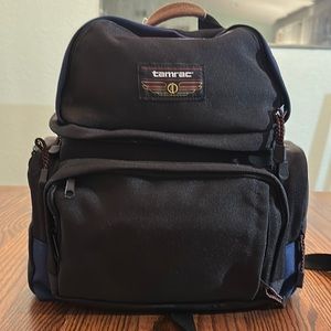 NWT Tamrac Photo Explorer Daypack. Lots of space for lenses and personal stuff.